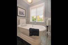 816_Harriton_Rd_Bryn_Mawr_PA-MLS_Size-036-Tub-720x540-72dpi
