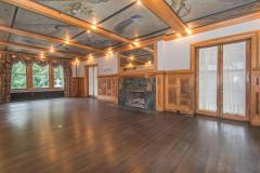 231_Laurel_Ln_Haverford_PA-MLS_Size-010-Great_Room-720x540-72dpi
