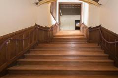 231_Laurel_Ln_Haverford_PA-MLS_Size-014-Grand_Stairway-720x540-72dpi