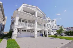 Wesley Ave
